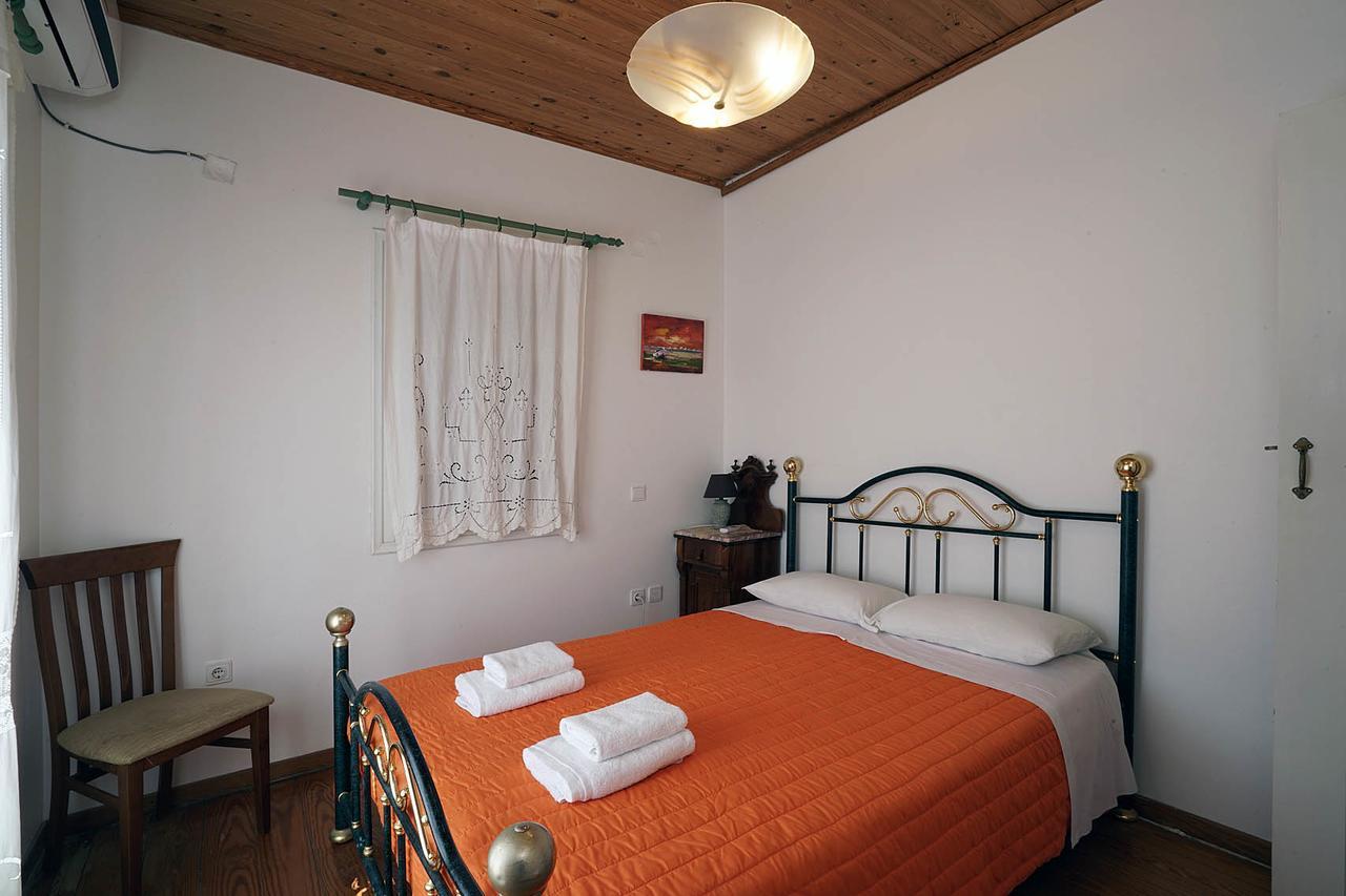 Platia Ammos Akrotiri Hotel מראה חיצוני תמונה
