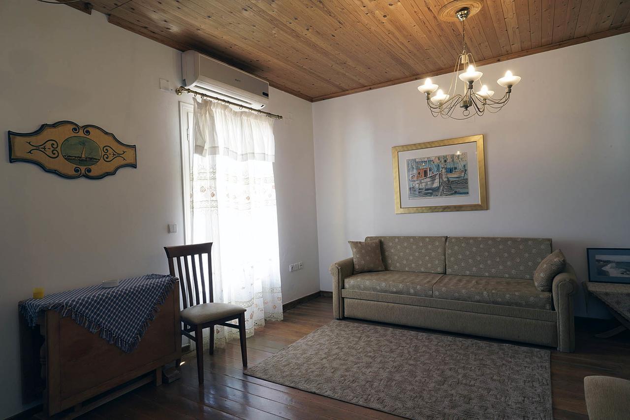 Platia Ammos Akrotiri Hotel מראה חיצוני תמונה