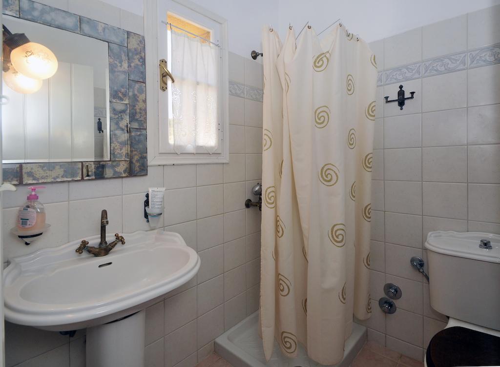 Platia Ammos Akrotiri Hotel חדר תמונה