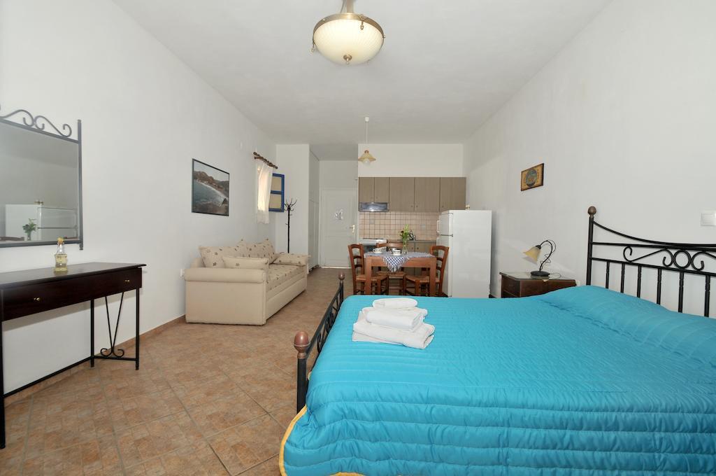 Platia Ammos Akrotiri Hotel חדר תמונה